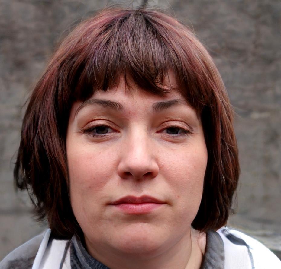 Instructora especialista en mercados financieros